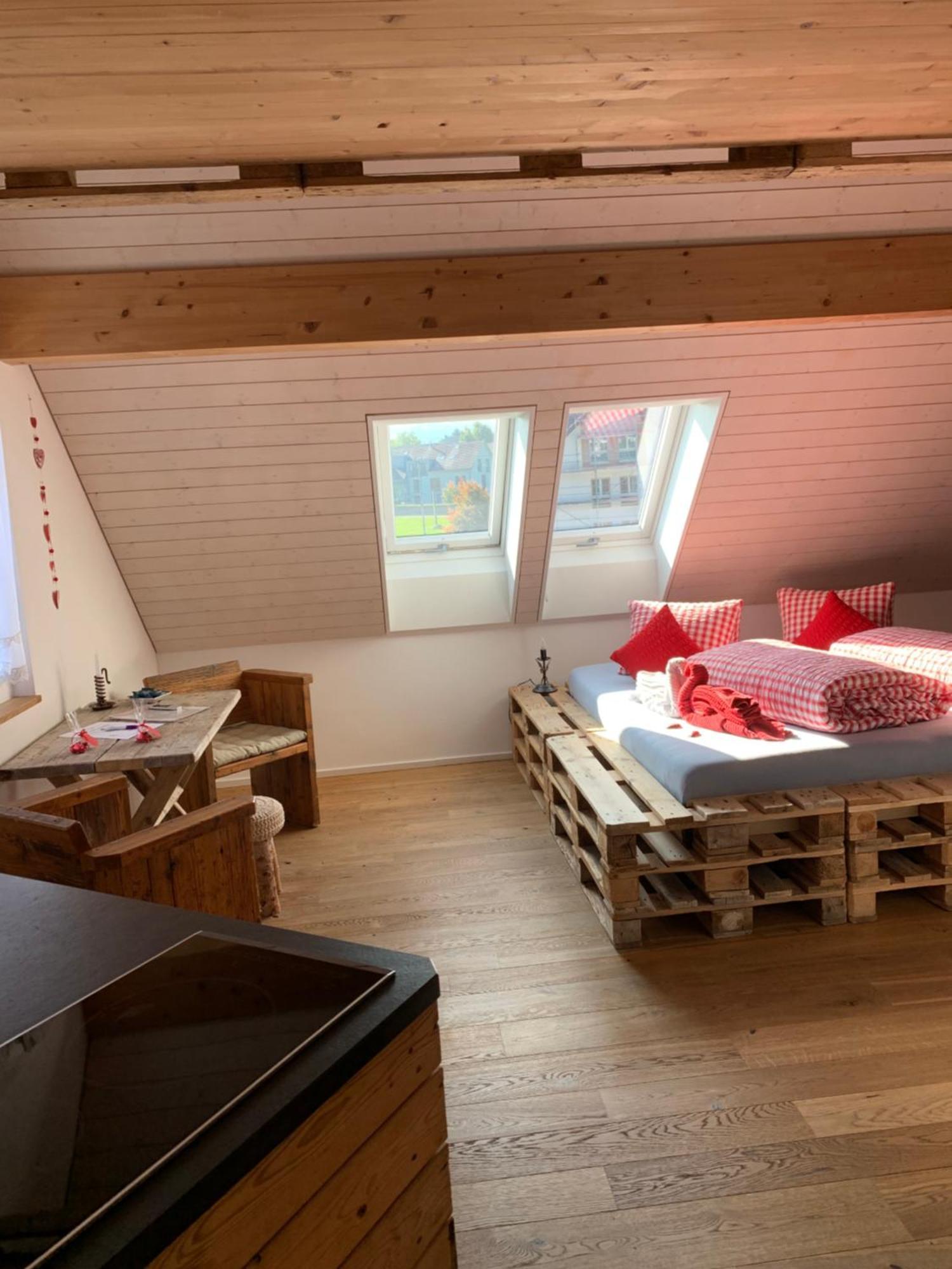 Conny'S B&B Niederweningen ภายนอก รูปภาพ