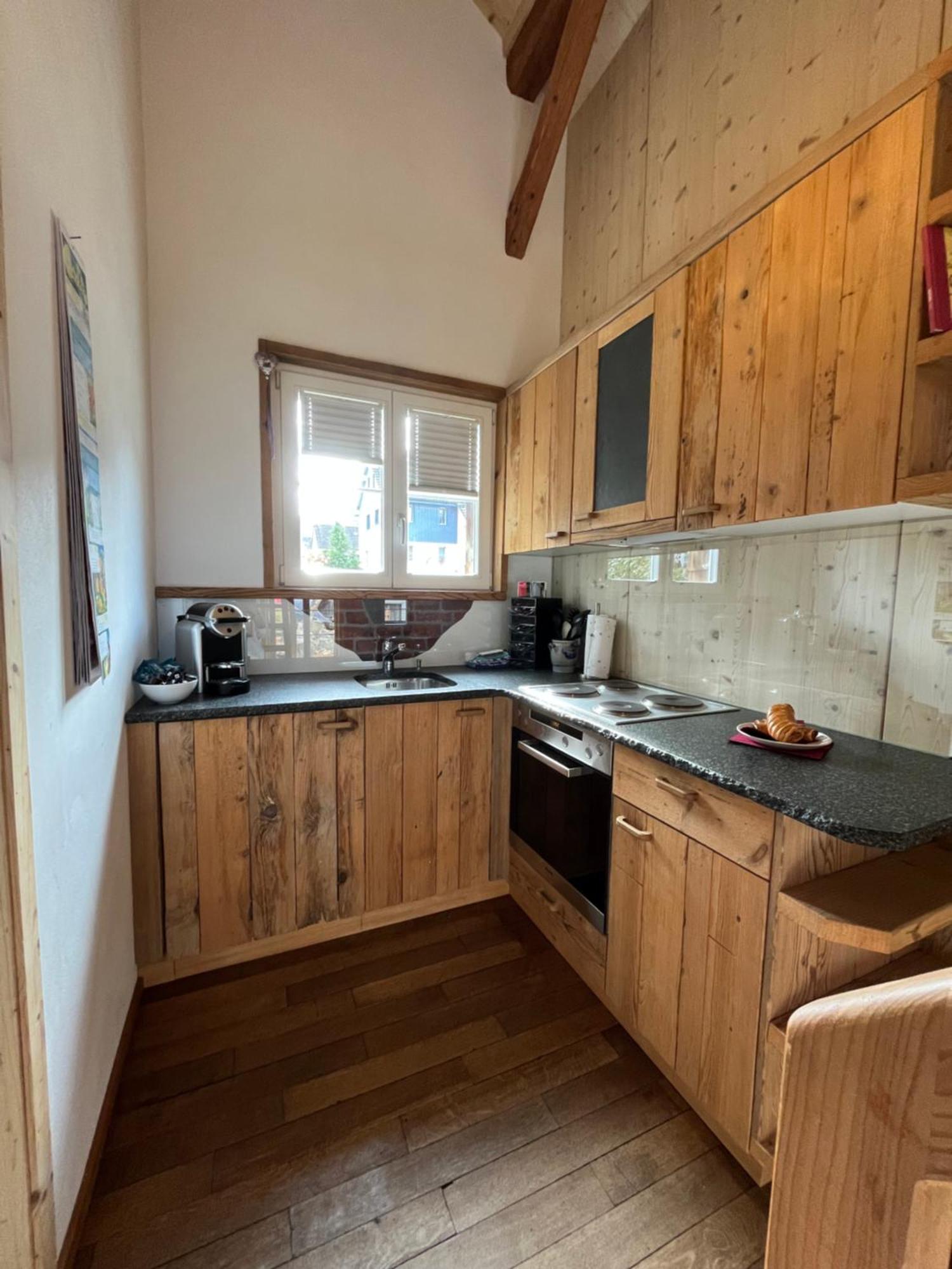 Conny'S B&B Niederweningen ภายนอก รูปภาพ