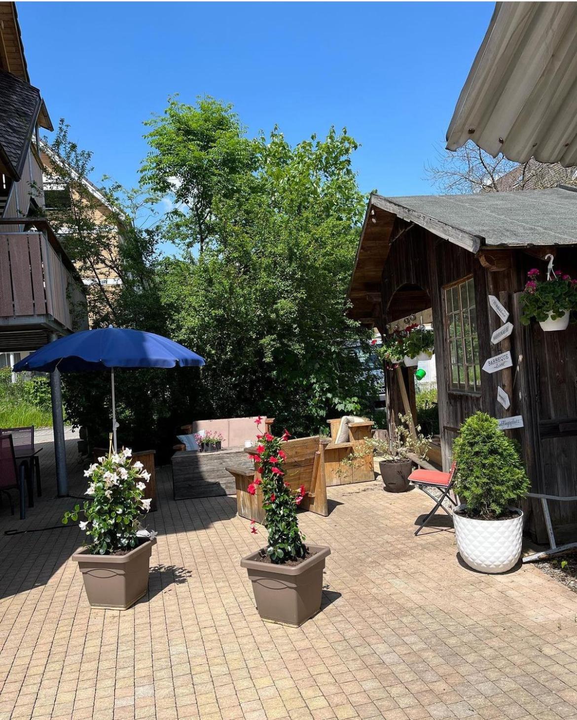 Conny'S B&B Niederweningen ภายนอก รูปภาพ