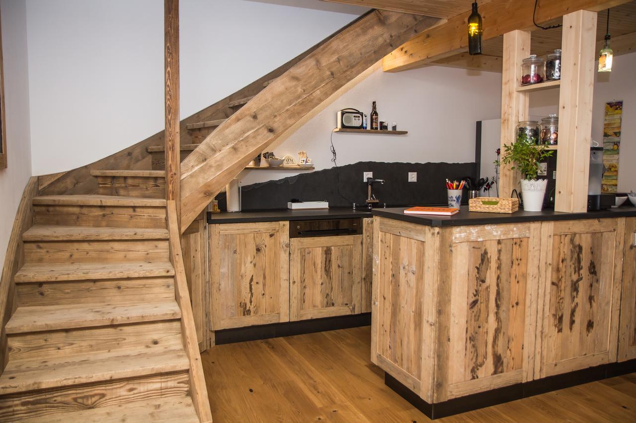 Conny'S B&B Niederweningen ภายนอก รูปภาพ