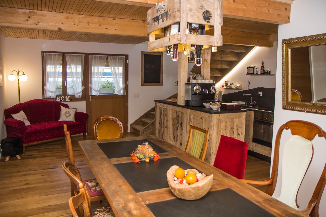 Conny'S B&B Niederweningen ภายนอก รูปภาพ