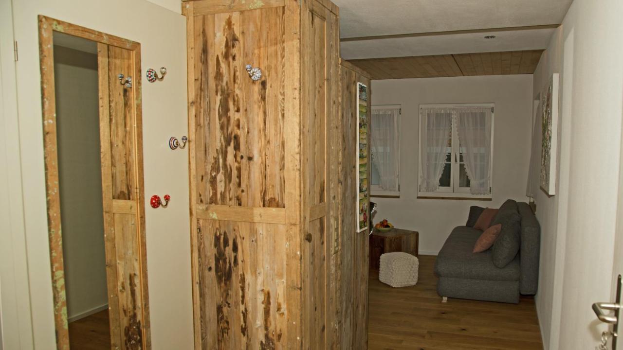 Conny'S B&B Niederweningen ภายนอก รูปภาพ