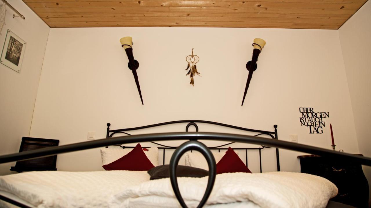 Conny'S B&B Niederweningen ภายนอก รูปภาพ
